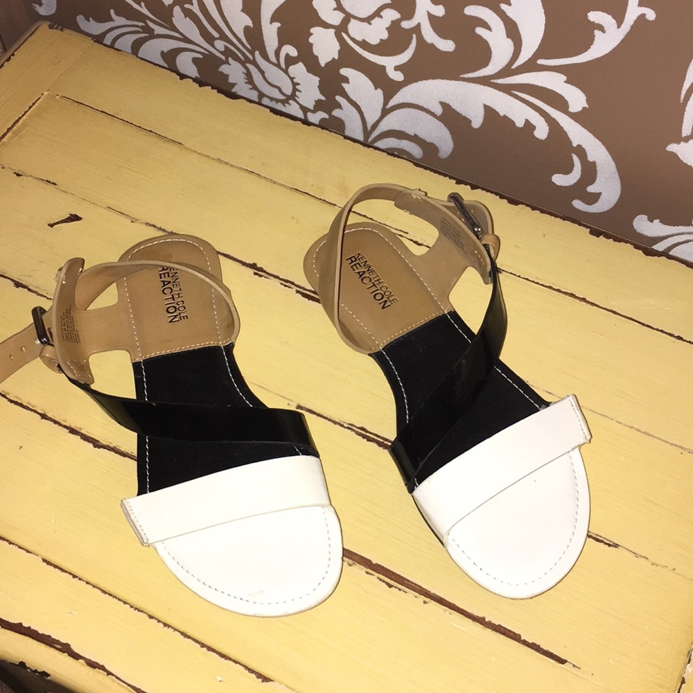 Kenneth Cole Reaction sandals.